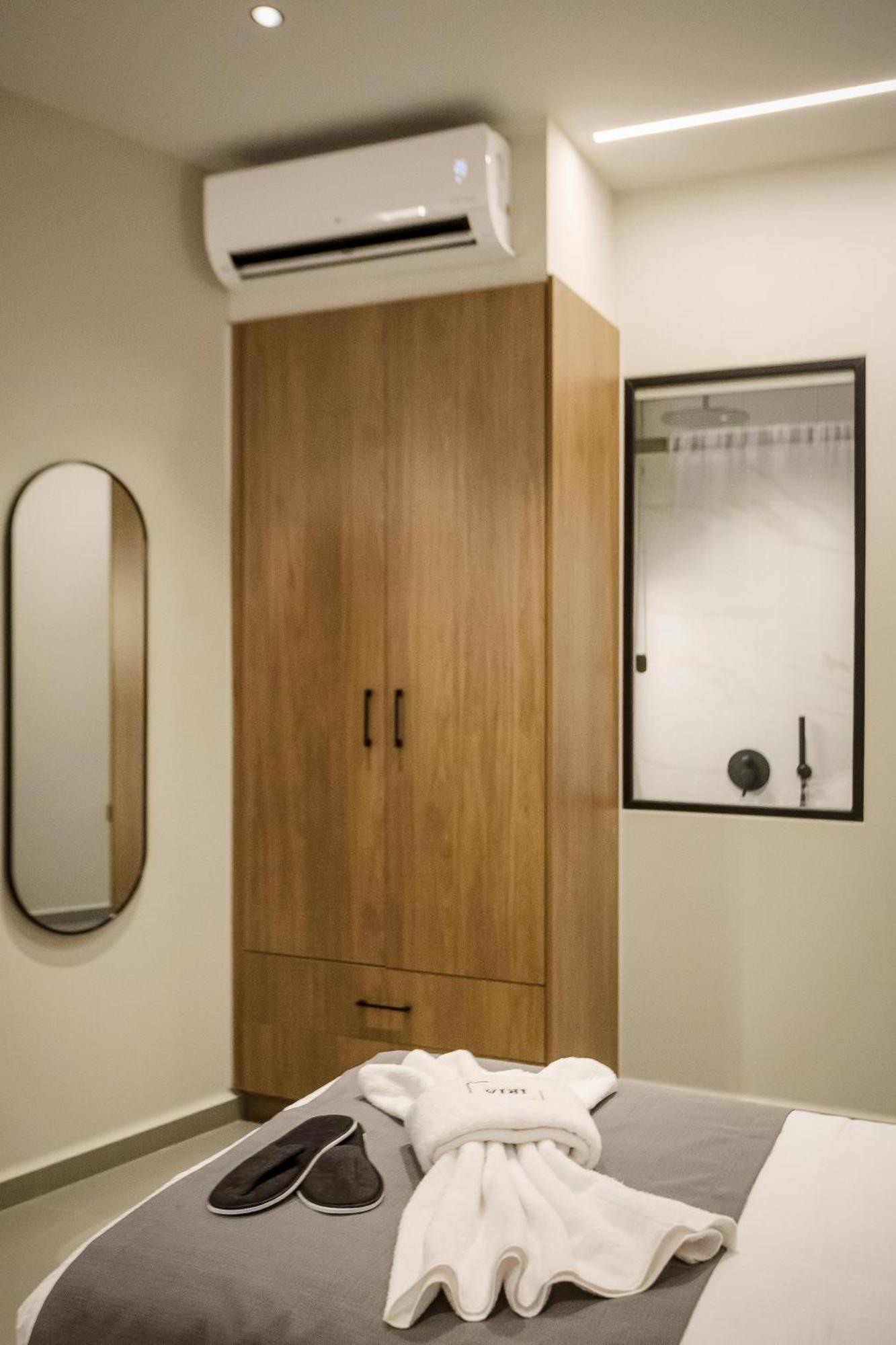 Iria Sea View Room Kolimvarion Bagian luar foto