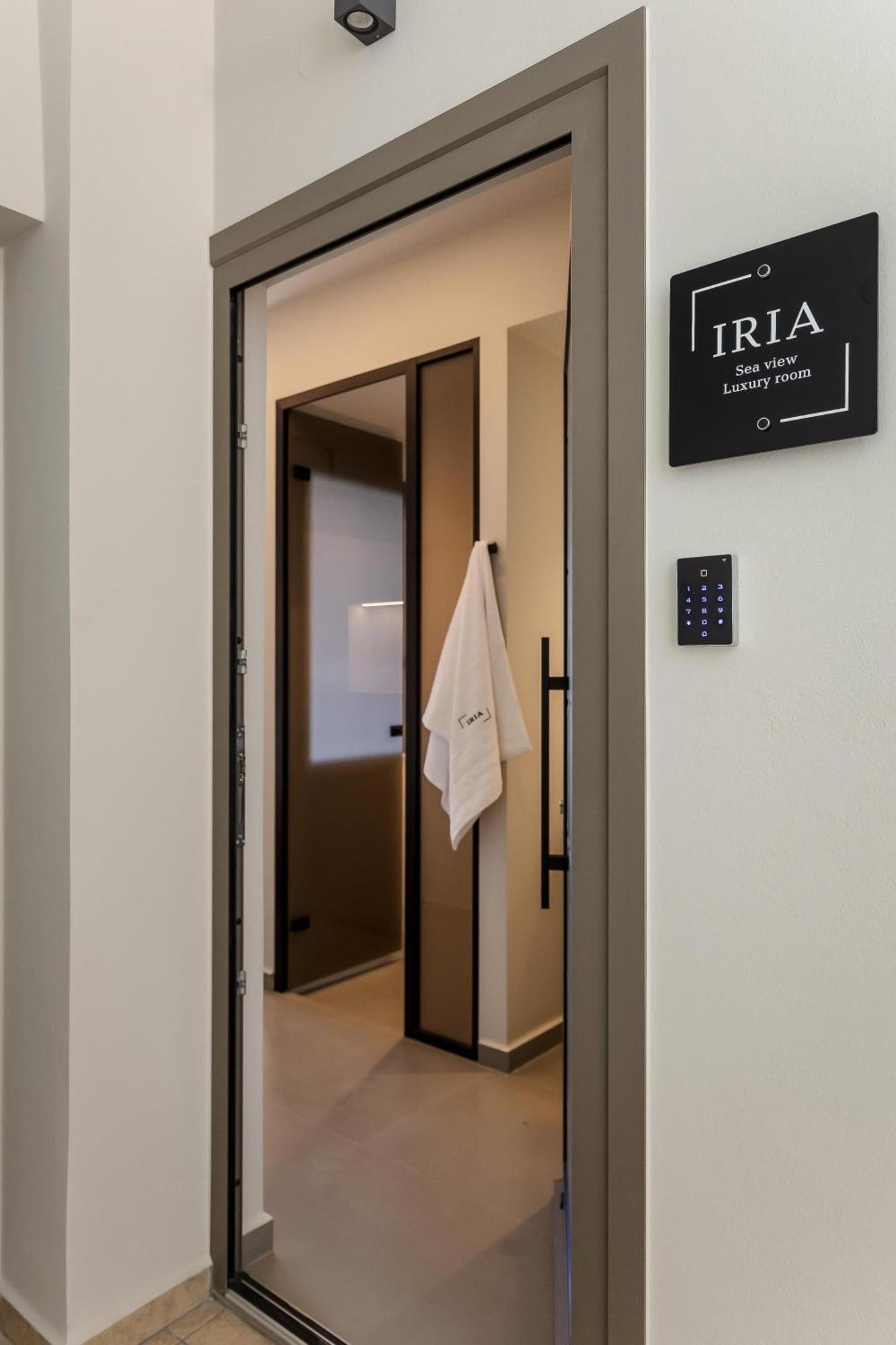 Iria Sea View Room Kolimvarion Bagian luar foto