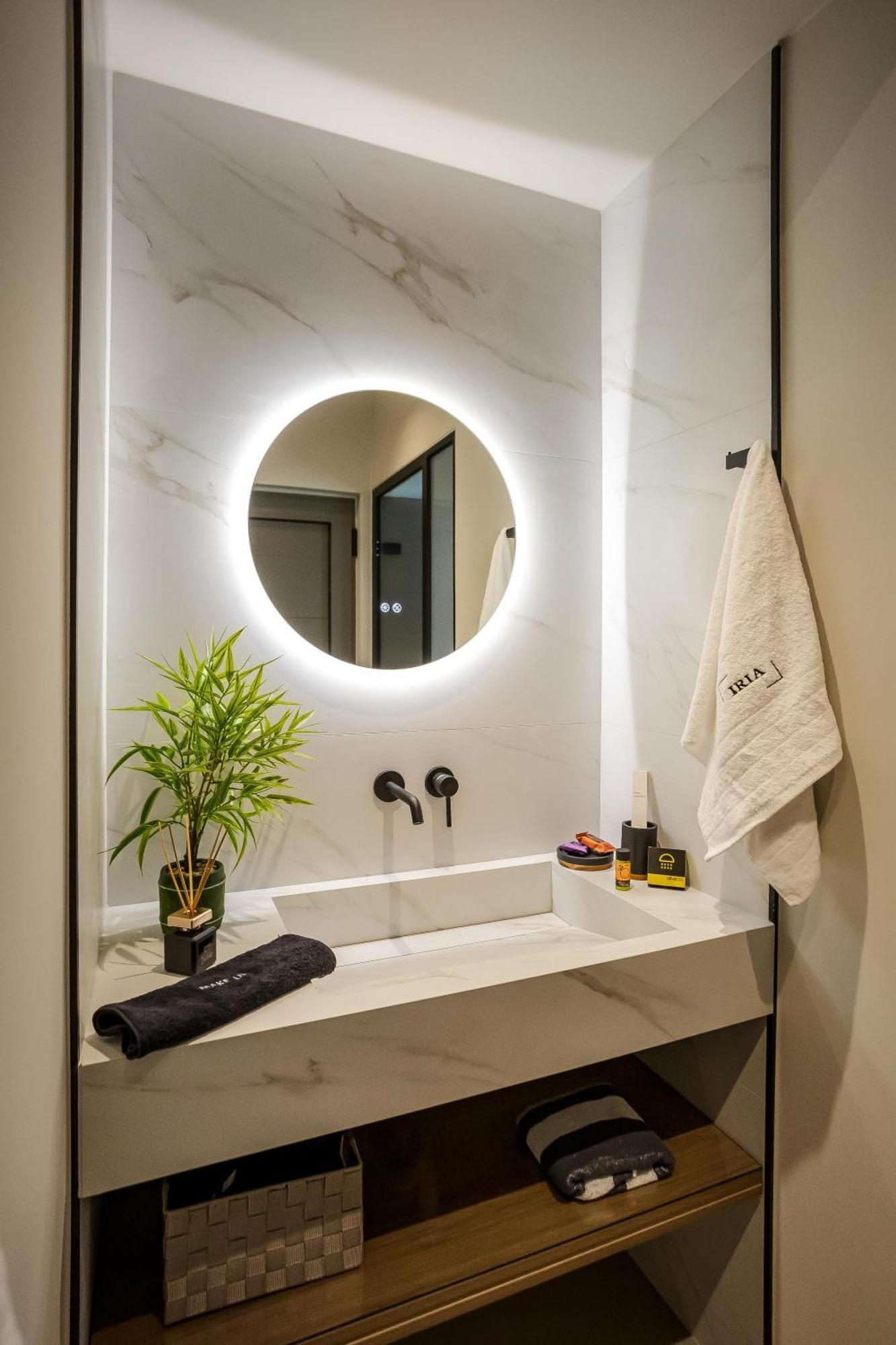Iria Sea View Room Kolimvarion Bagian luar foto
