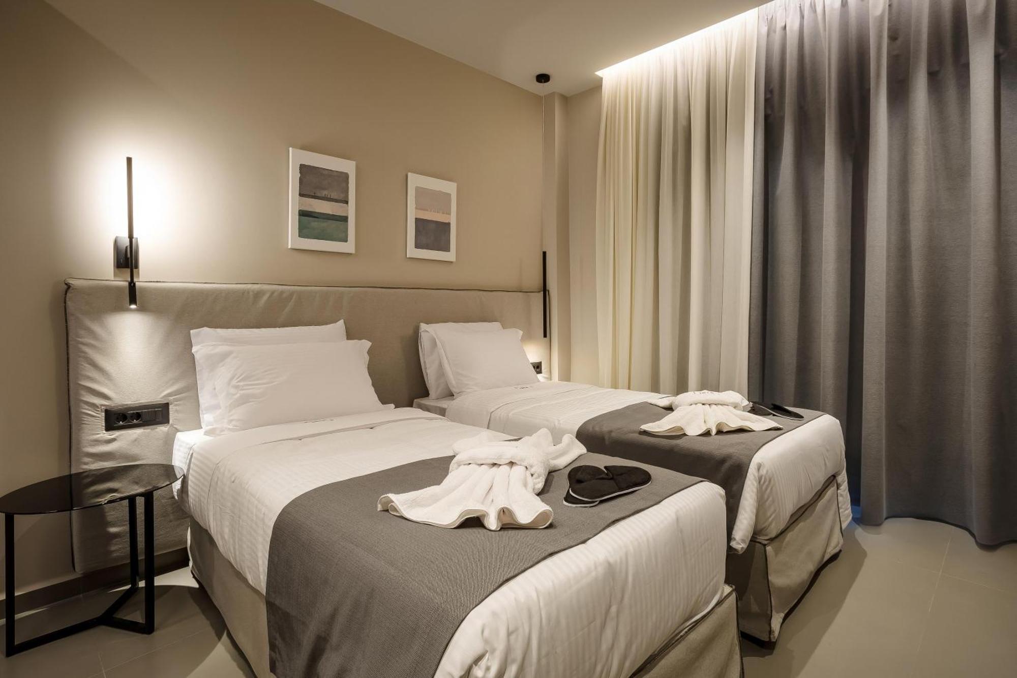 Iria Sea View Room Kolimvarion Bagian luar foto